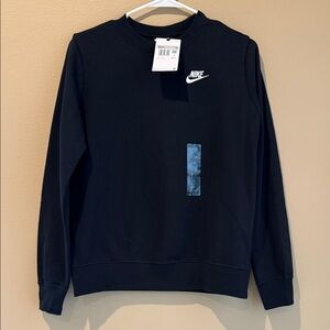 NWT Nike Women’s Classic Black Crewneck Sweatshirt